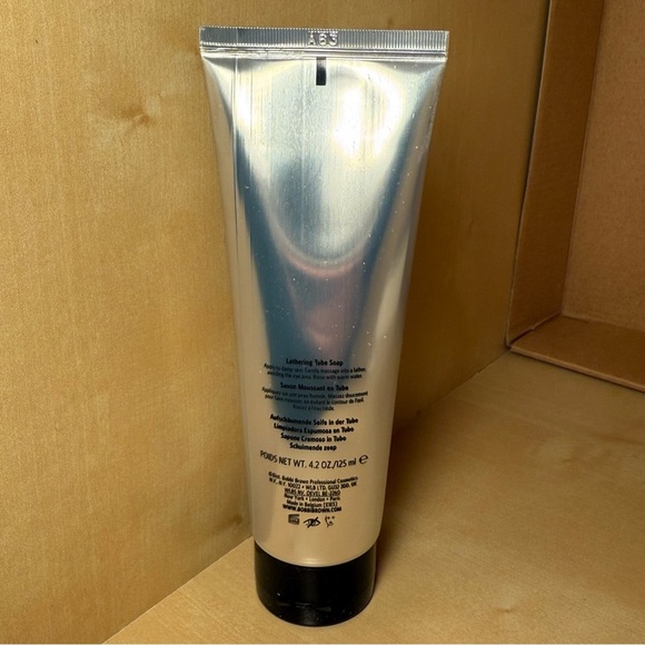 NIB Bobbi Brown Lathering Tube Soap - 4.2 oz - Picture 11 of 12